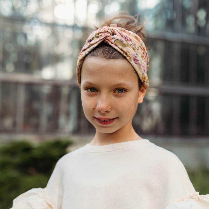 TWIST HEADBAND SCARLETT CREAM